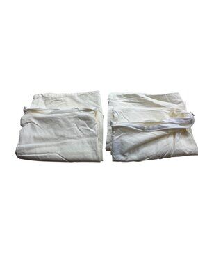 Set Of 2 Creamy White Pillow Protectors With Zippers 66i